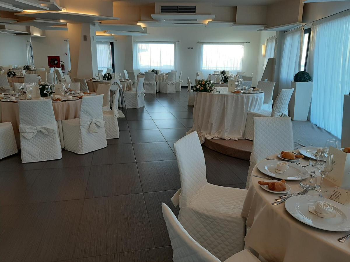 Tus'Hotel Кастель-ди-Туса Экстерьер фото
