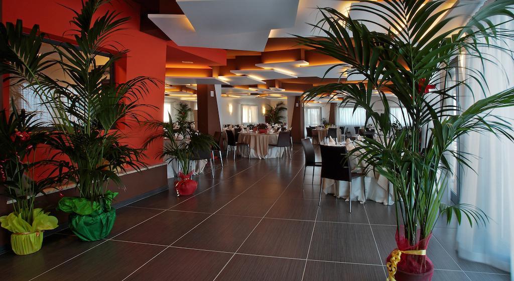 Tus'Hotel Кастель-ди-Туса Экстерьер фото